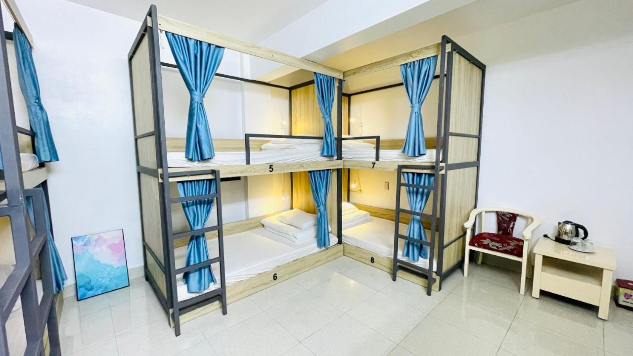 The Light Hostel Ha Long Exteriör bild